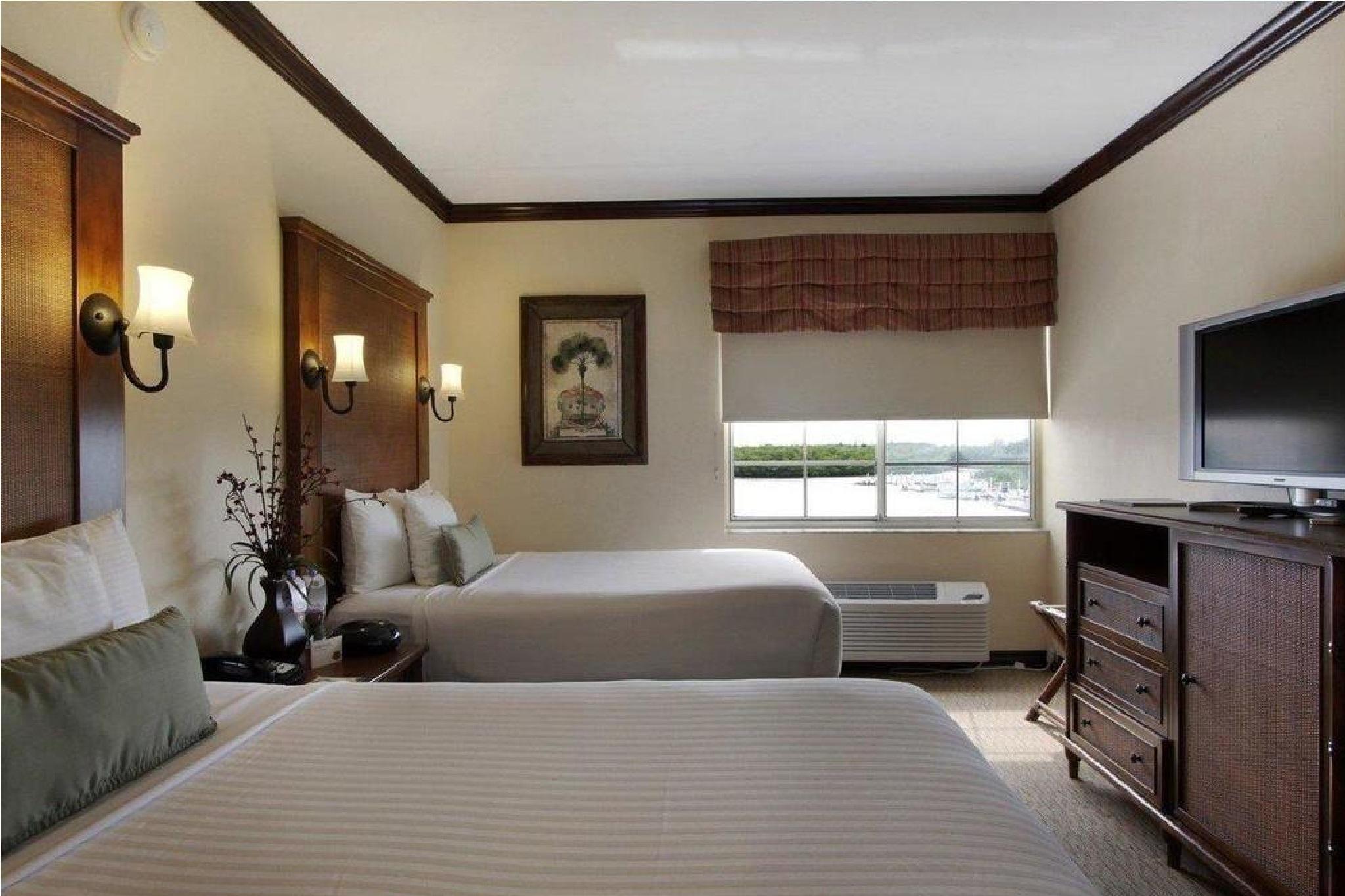 Bayfront 5th Avenue Hotel Naples